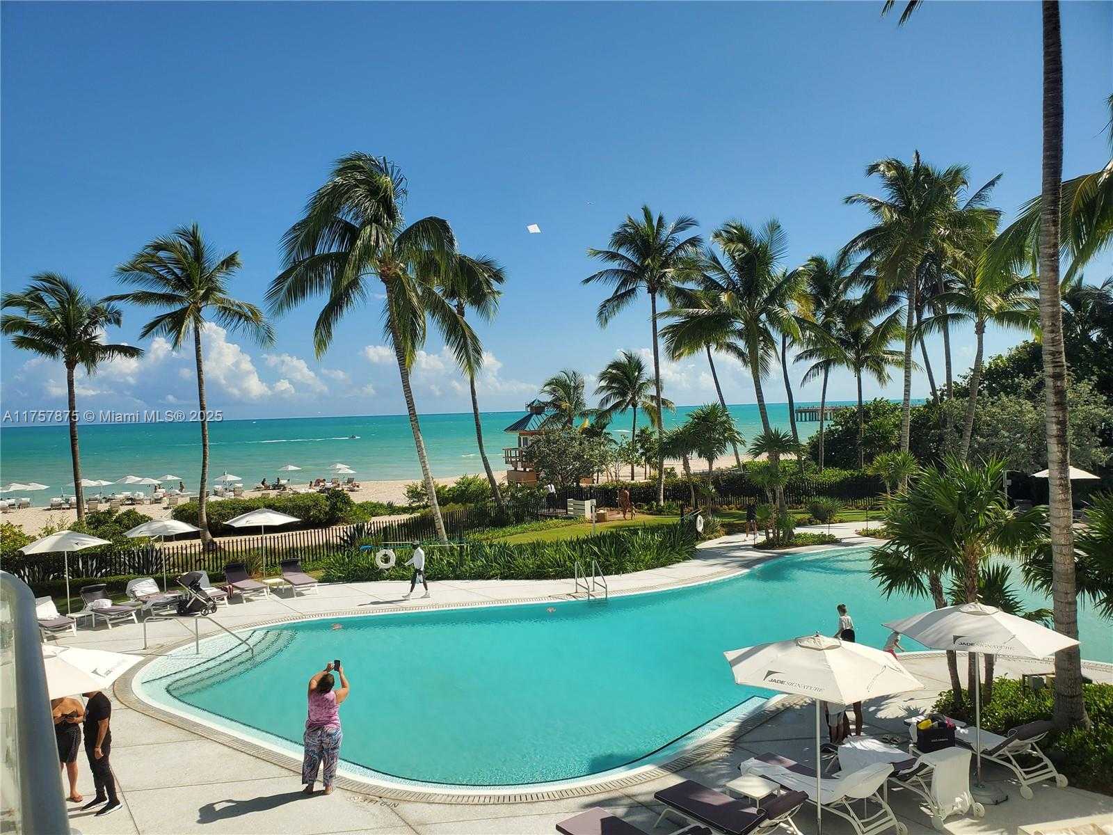 Small Image of 16901 COLLINS AVE #1404, Sunny Isles Beach Number 27