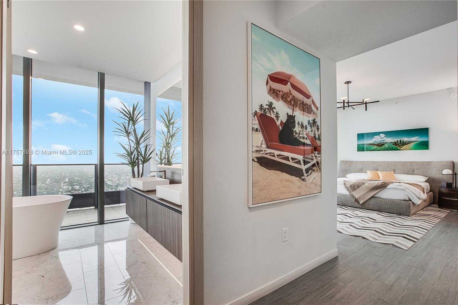Small Image of 1000 BRICKELL PLZ #PH6002, Miami Number 20
