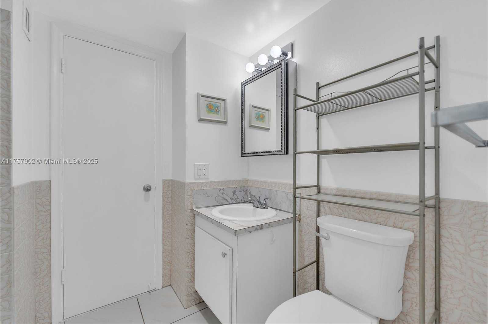 Small Image of 1817 SOUTH OCEAN DR #827, Hallandale Beach Number 15