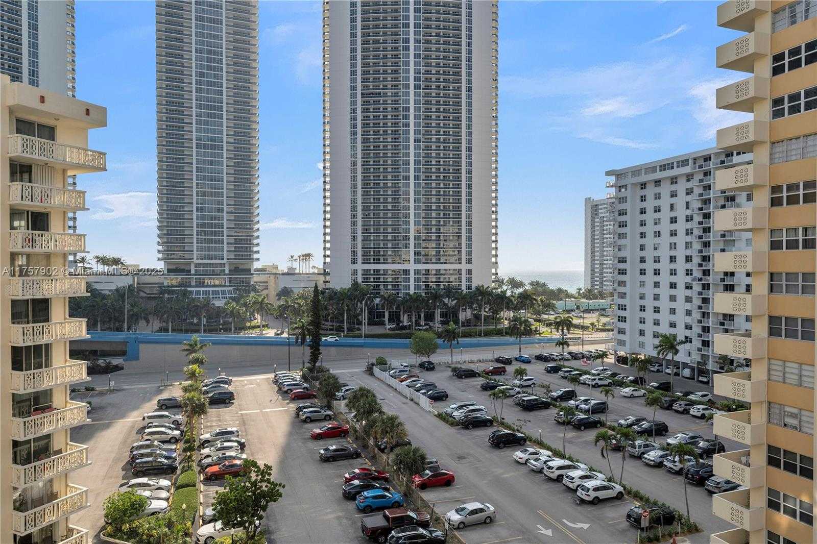 Small Image of 1817 SOUTH OCEAN DR #827, Hallandale Beach Number 20