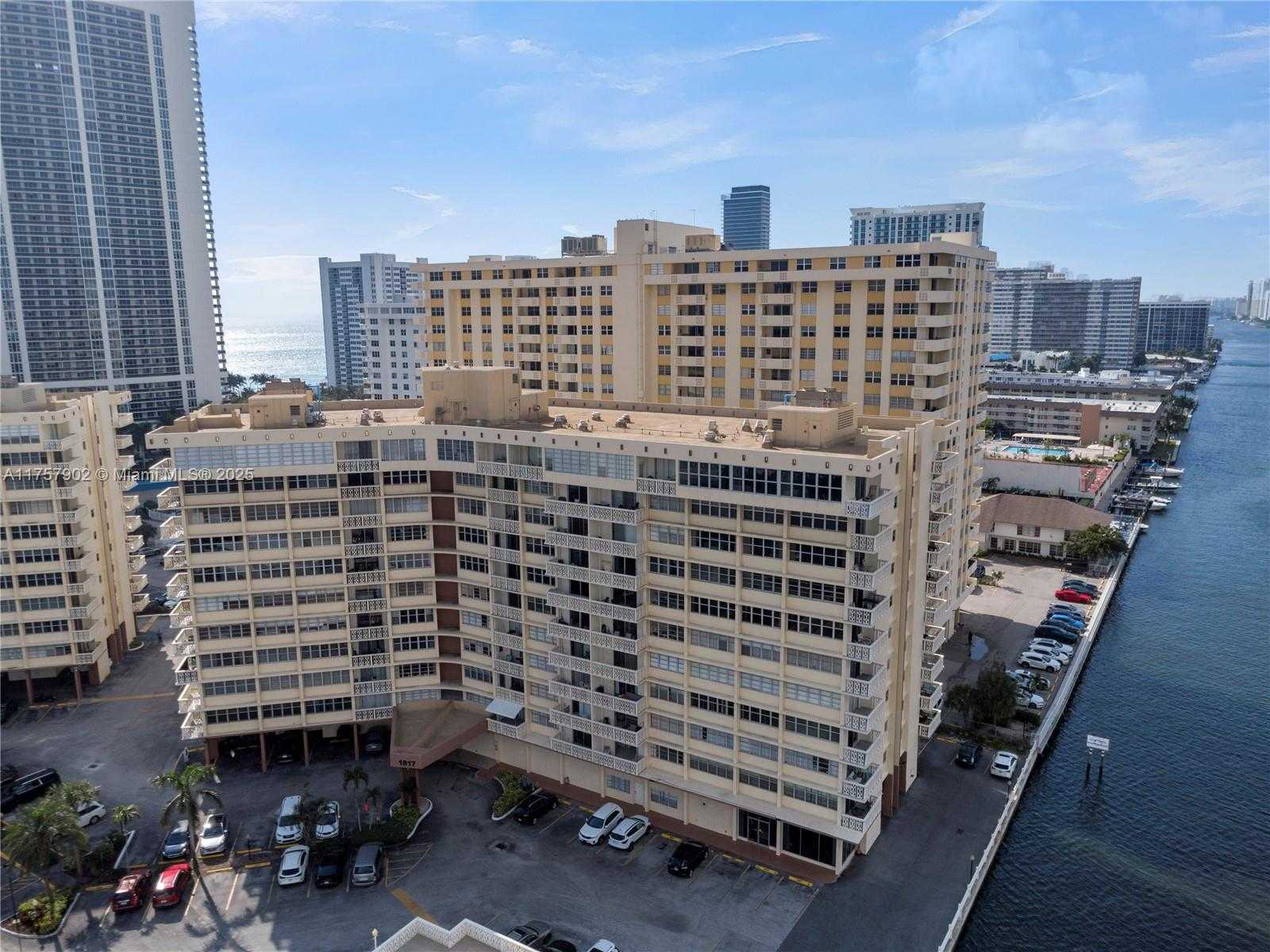Small Image of 1817 SOUTH OCEAN DR #827, Hallandale Beach Number 26