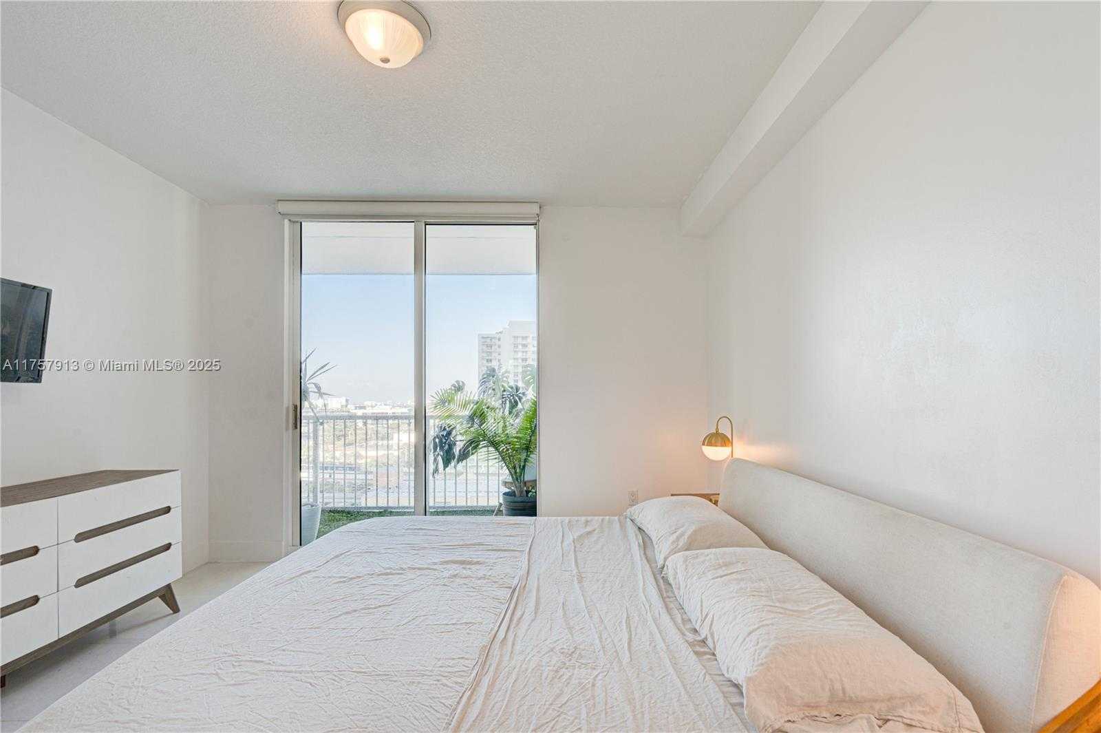 Small Image of 1250 SOUTH MIAMI AVE #1109, Miami Number 11