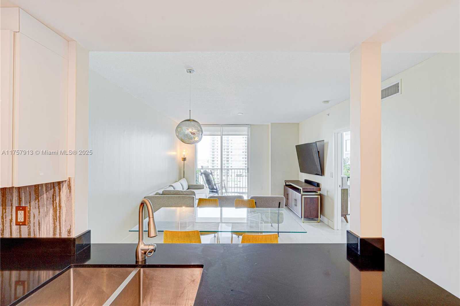 Small Image of 1250 SOUTH MIAMI AVE #1109, Miami Number 5