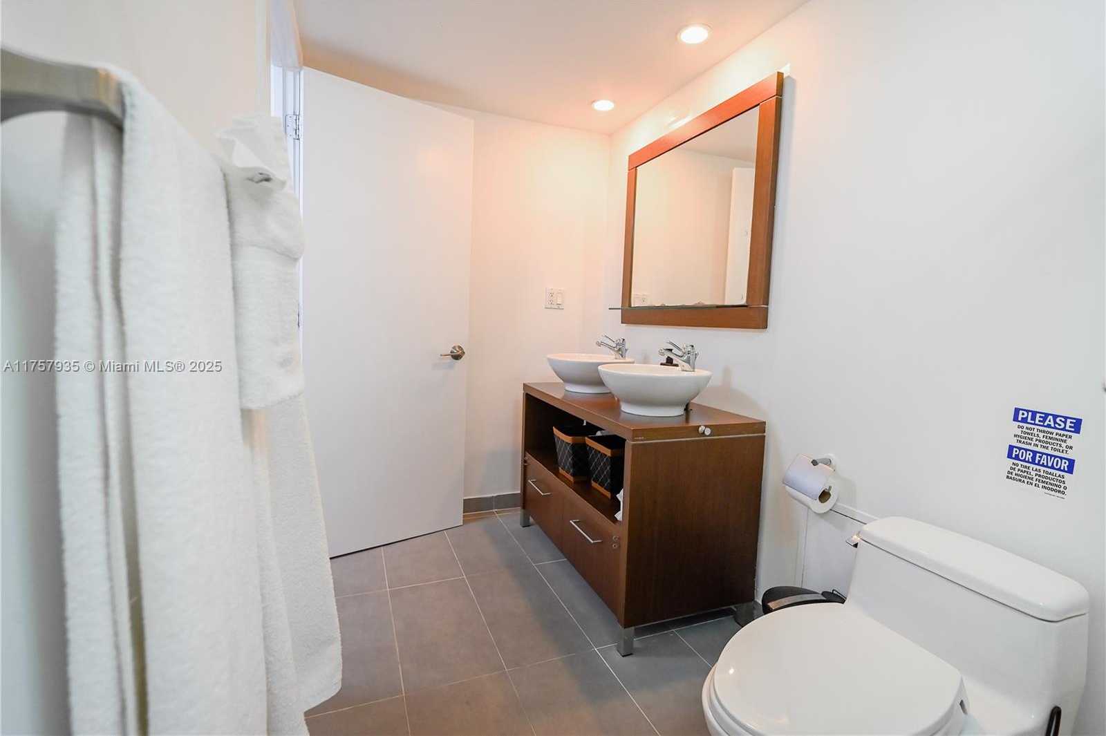 Small Image of 2301 COLLINS AVE #921, Miami Beach Number 19