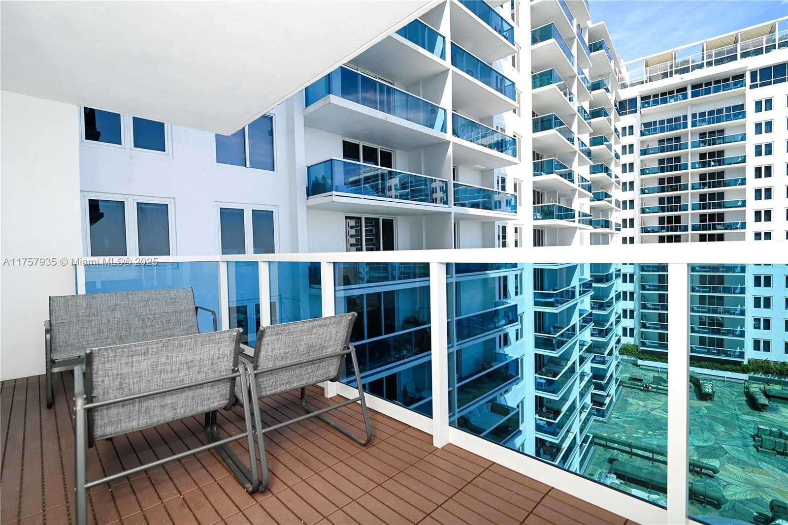 Small Image of 2301 COLLINS AVE #921, Miami Beach Number 22
