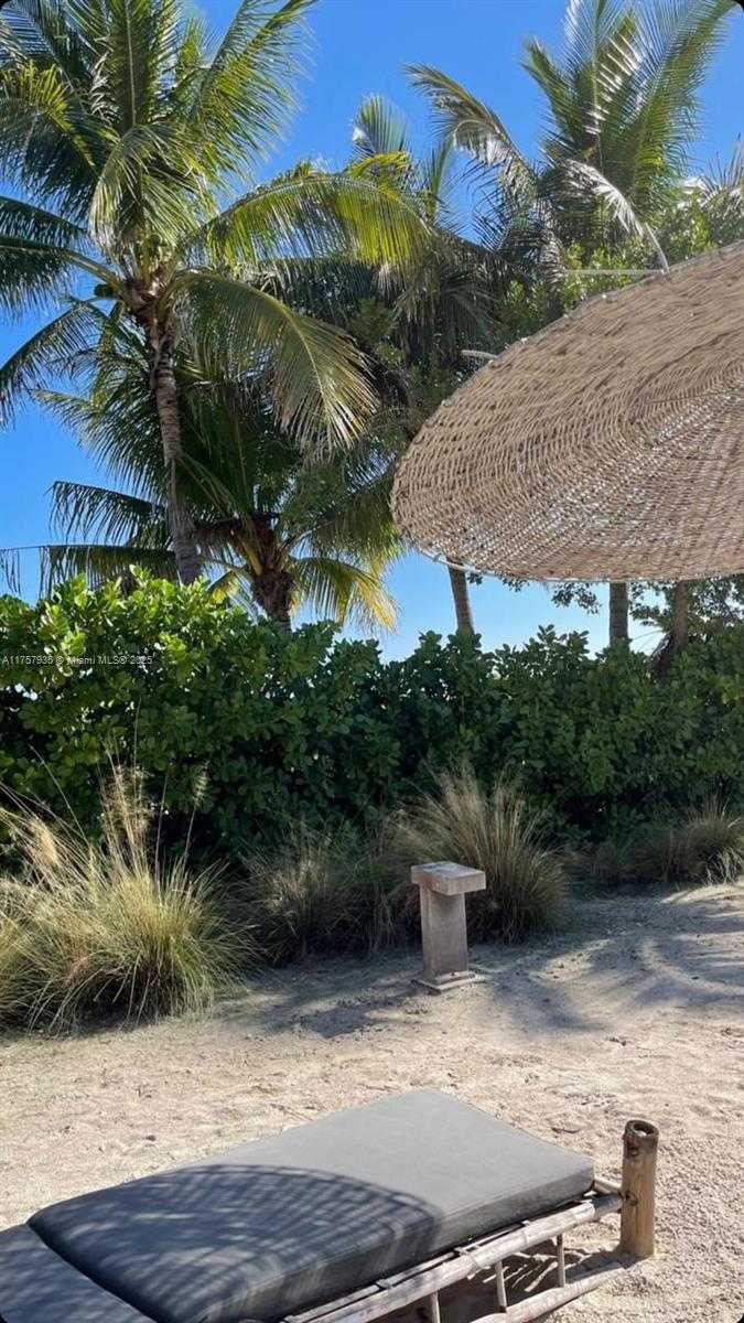 Small Image of 2301 COLLINS AVE #921, Miami Beach Number 28