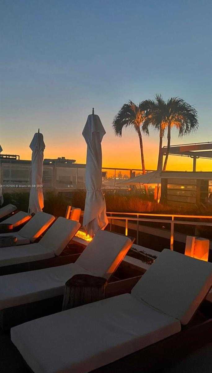 Small Image of 2301 COLLINS AVE #921, Miami Beach Number 38