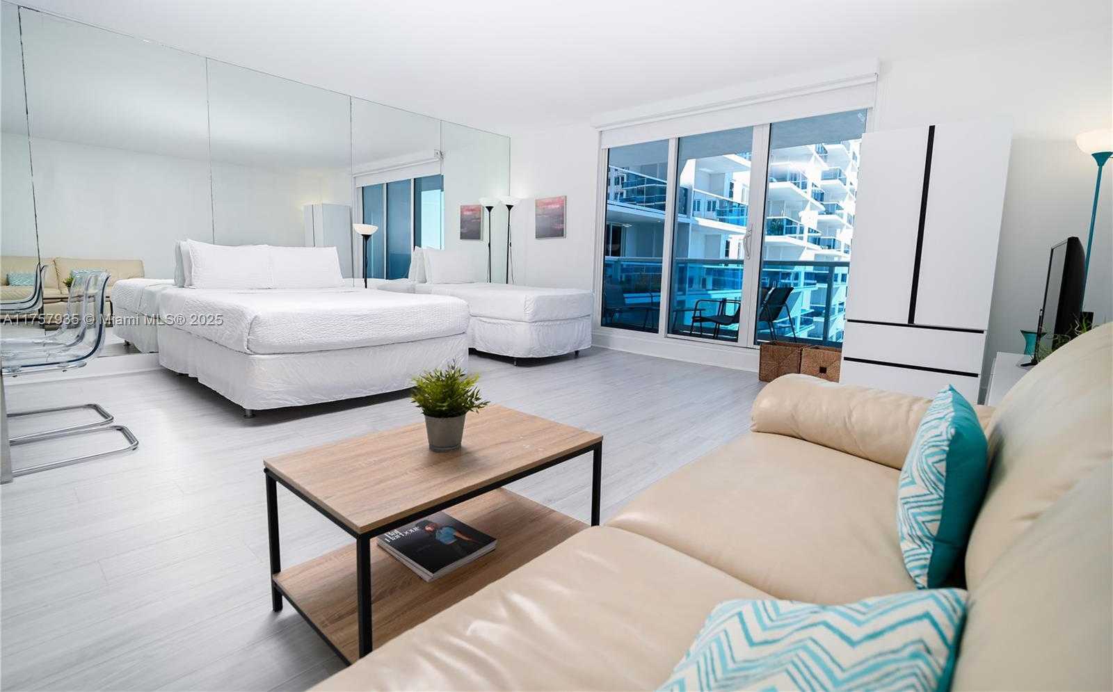 Small Image of 2301 COLLINS AVE #921, Miami Beach Number 7