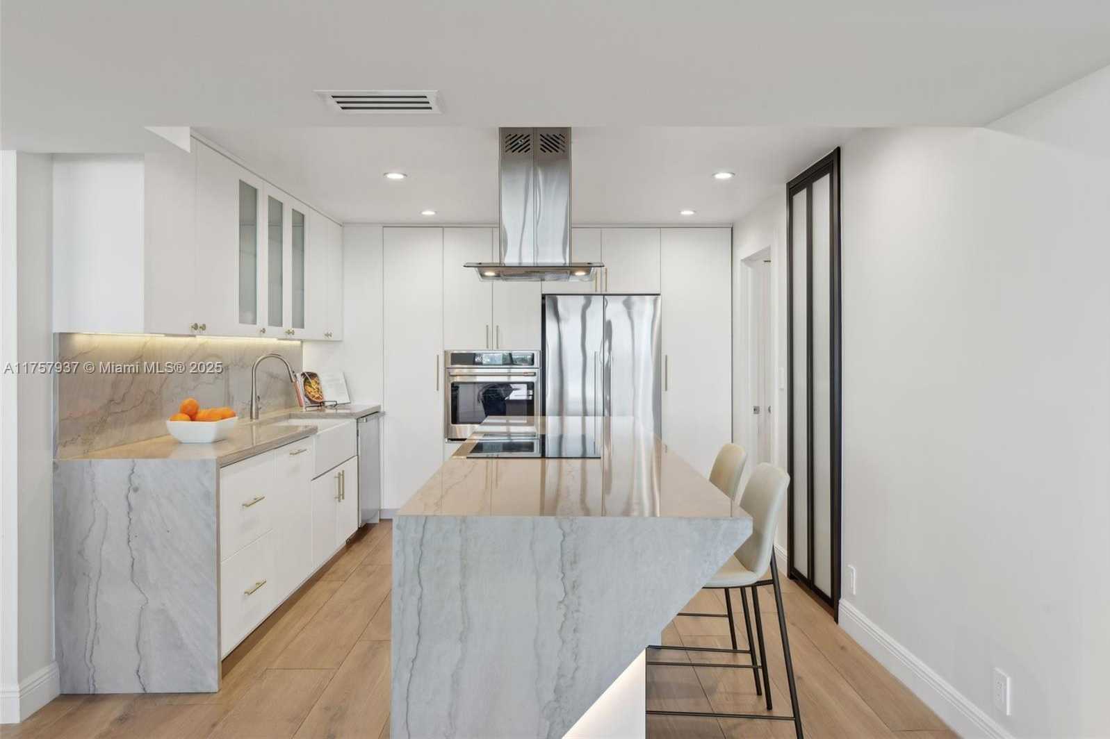 Small Image of 2150 SANS SOUCI BLVD #PH-D2, North Miami Number 4