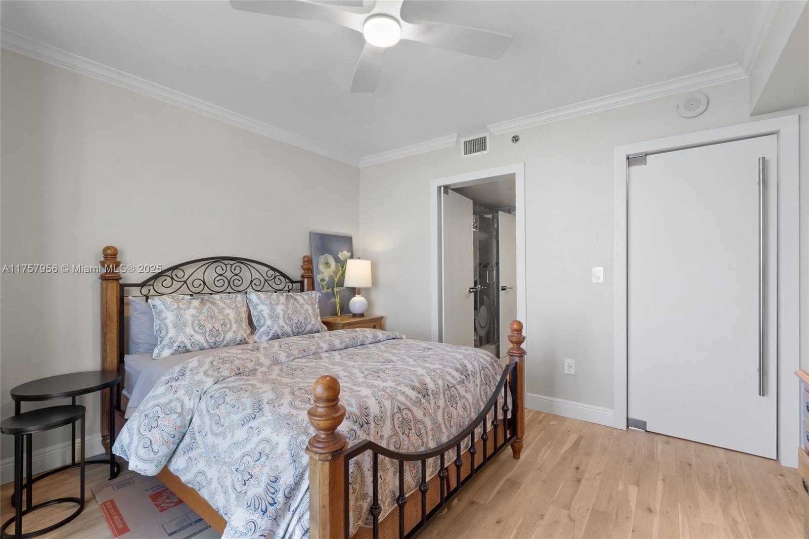 Small Image of 50 BISCAYNE BLVD #4808, Miami Number 25