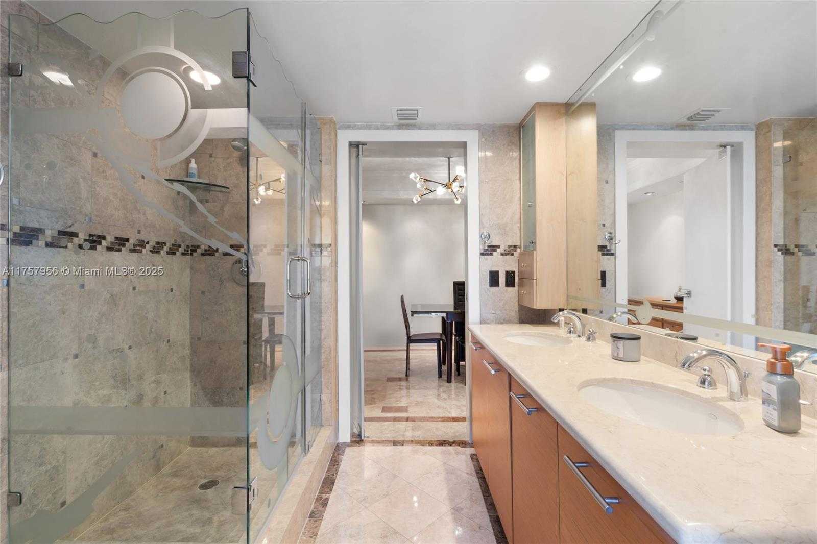 Small Image of 50 BISCAYNE BLVD #4808, Miami Number 27