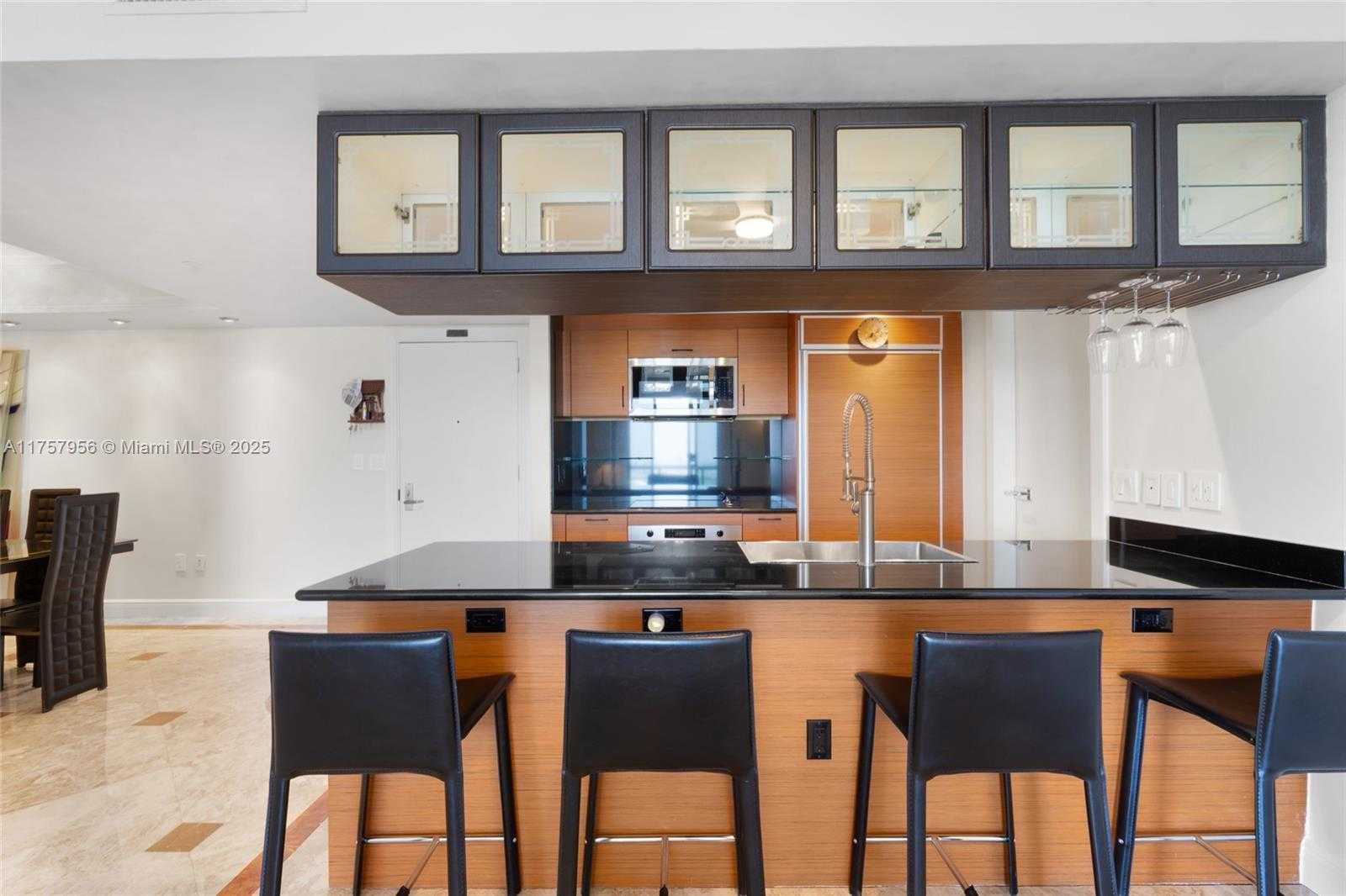 Small Image of 50 BISCAYNE BLVD #4808, Miami Number 9