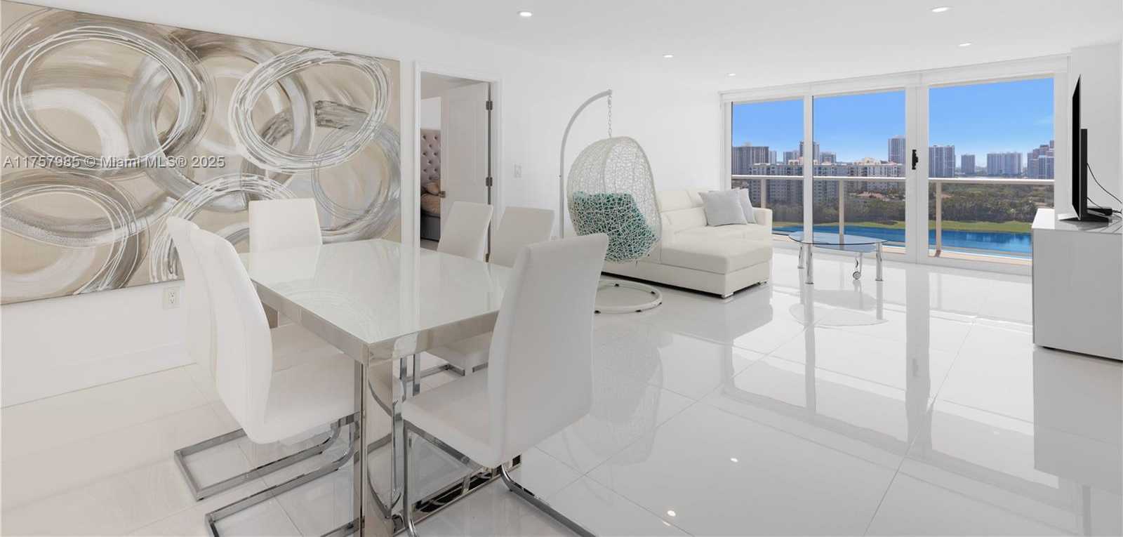 Small Image of 3701 NORTH COUNTRY CLUB DR #1805, Aventura Number 2