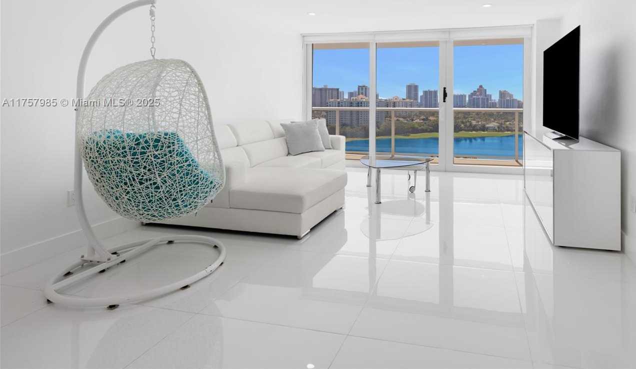 Small Image of 3701 NORTH COUNTRY CLUB DR #1805, Aventura Number 3