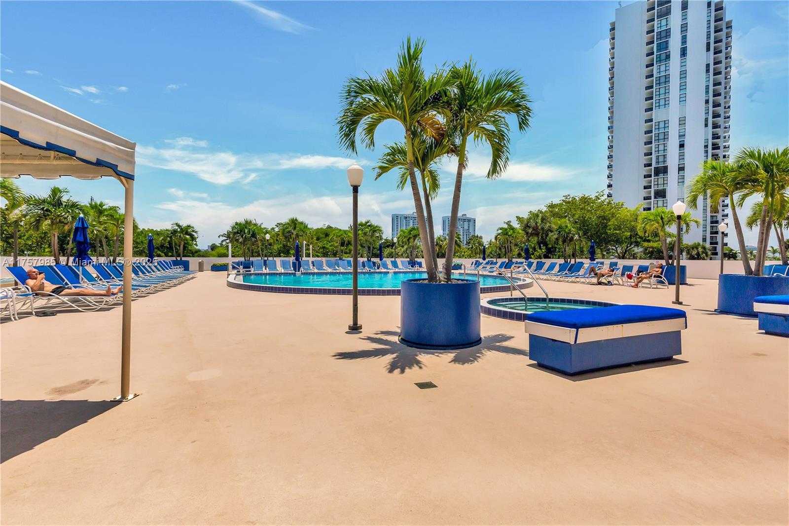 Small Image of 3701 NORTH COUNTRY CLUB DR #1805, Aventura Number 33