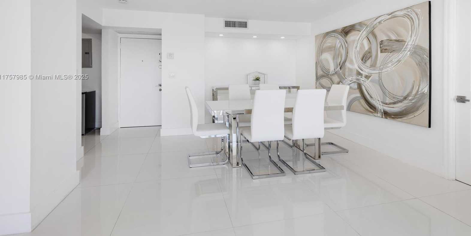 Small Image of 3701 NORTH COUNTRY CLUB DR #1805, Aventura Number 8