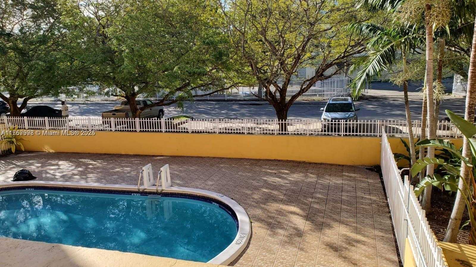 Small Image of 1851 #C5, North Miami Beach Number 6