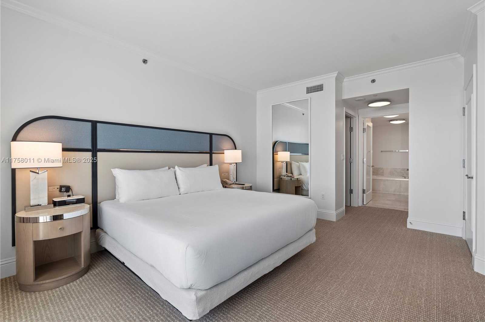 Small Image of 4401 COLLINS AVE #3012, Miami Beach Number 28