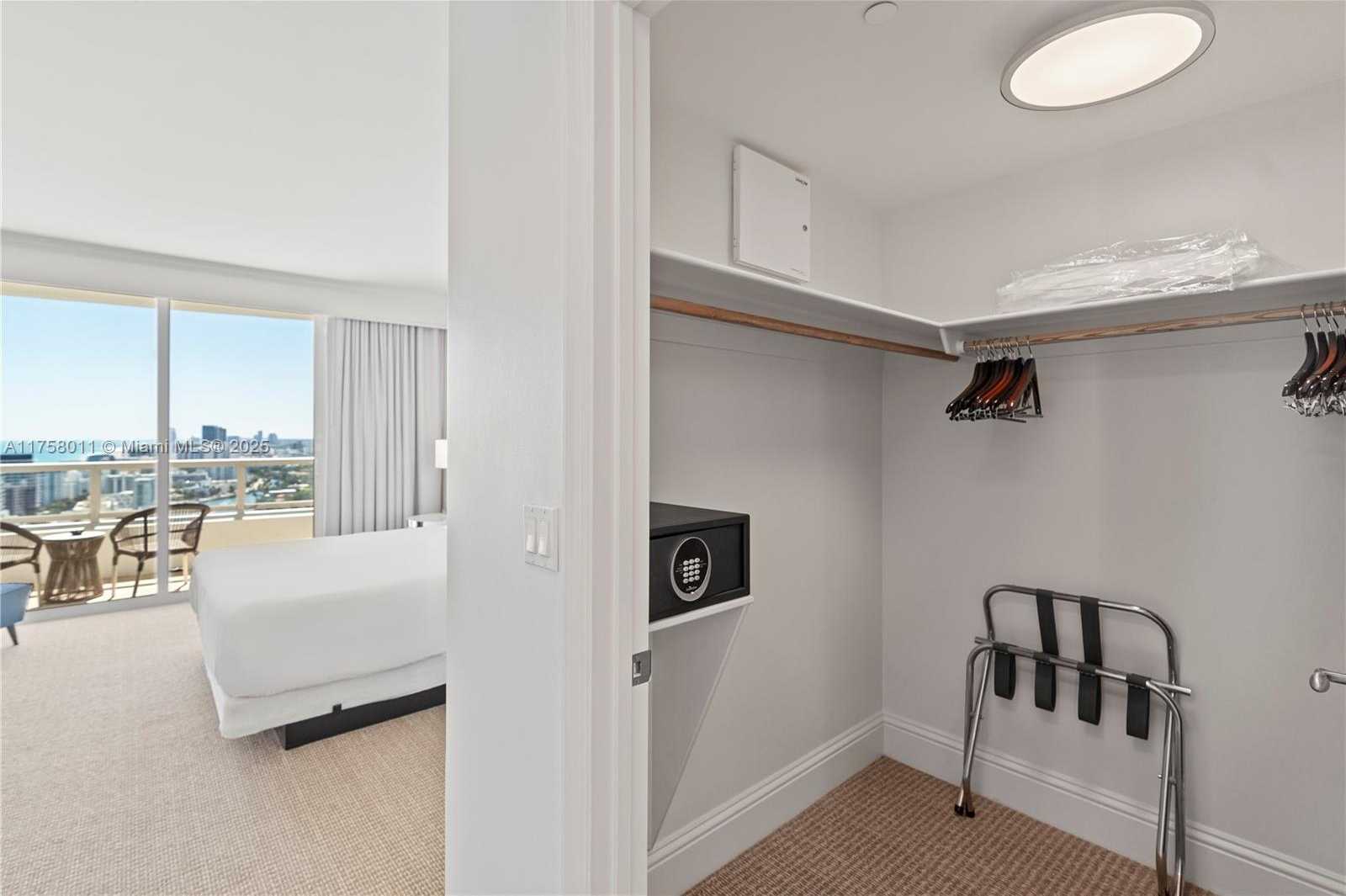 Small Image of 4401 COLLINS AVE #3012, Miami Beach Number 33