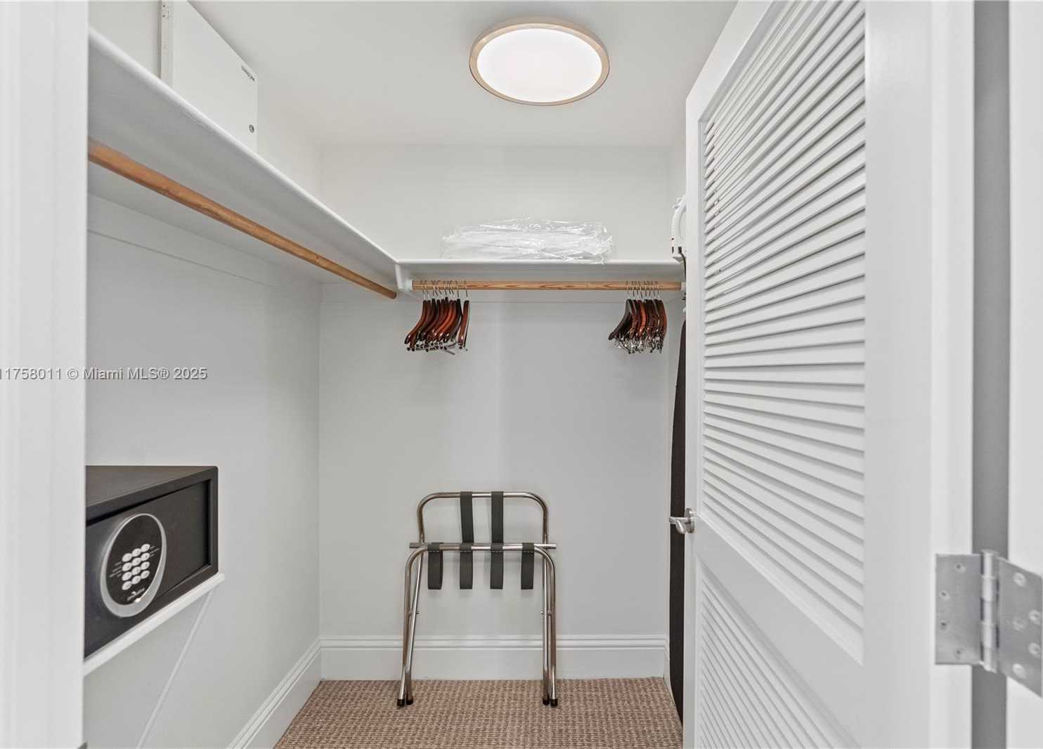 Small Image of 4401 COLLINS AVE #3012, Miami Beach Number 34