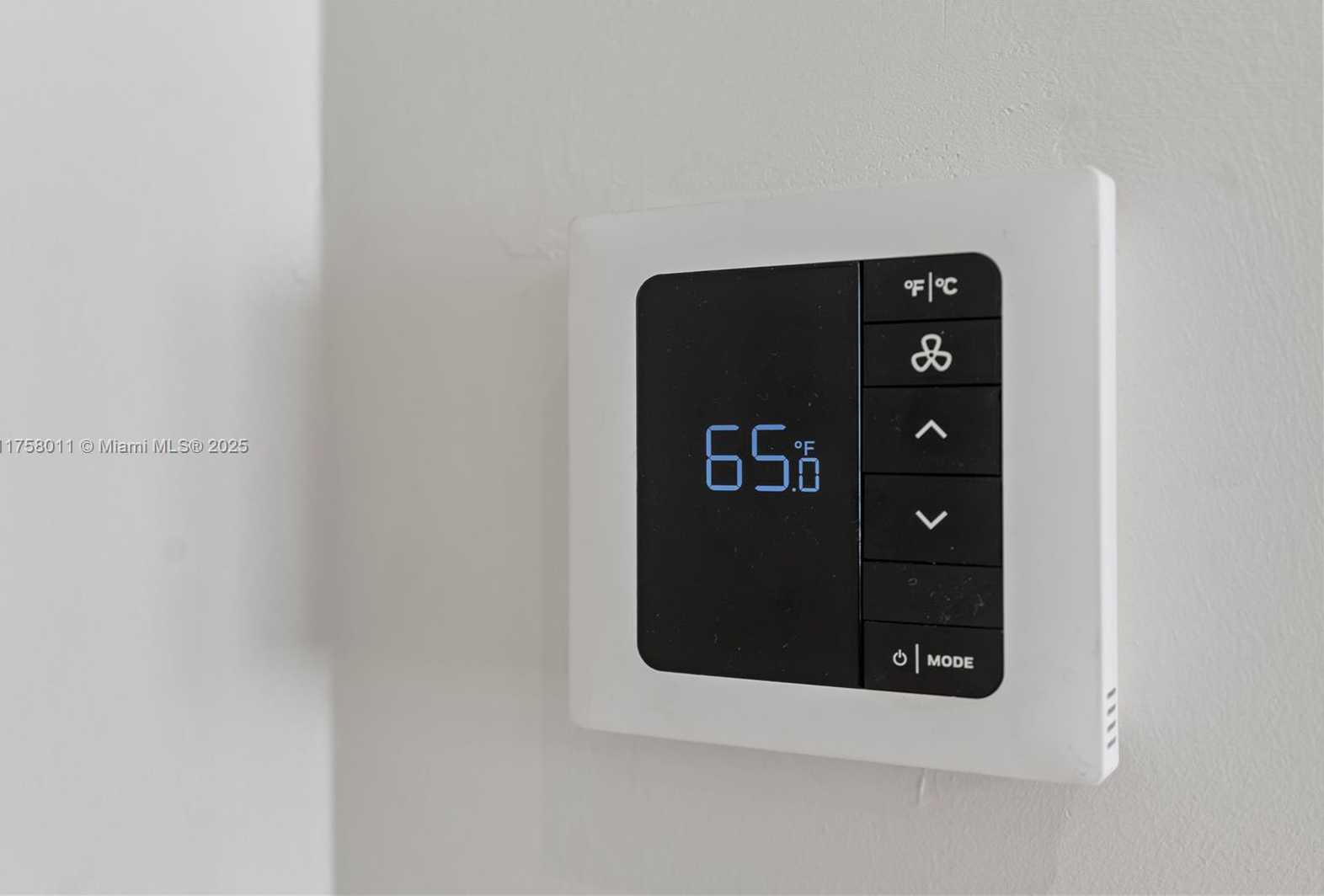 Small Image of 4401 COLLINS AVE #3012, Miami Beach Number 37