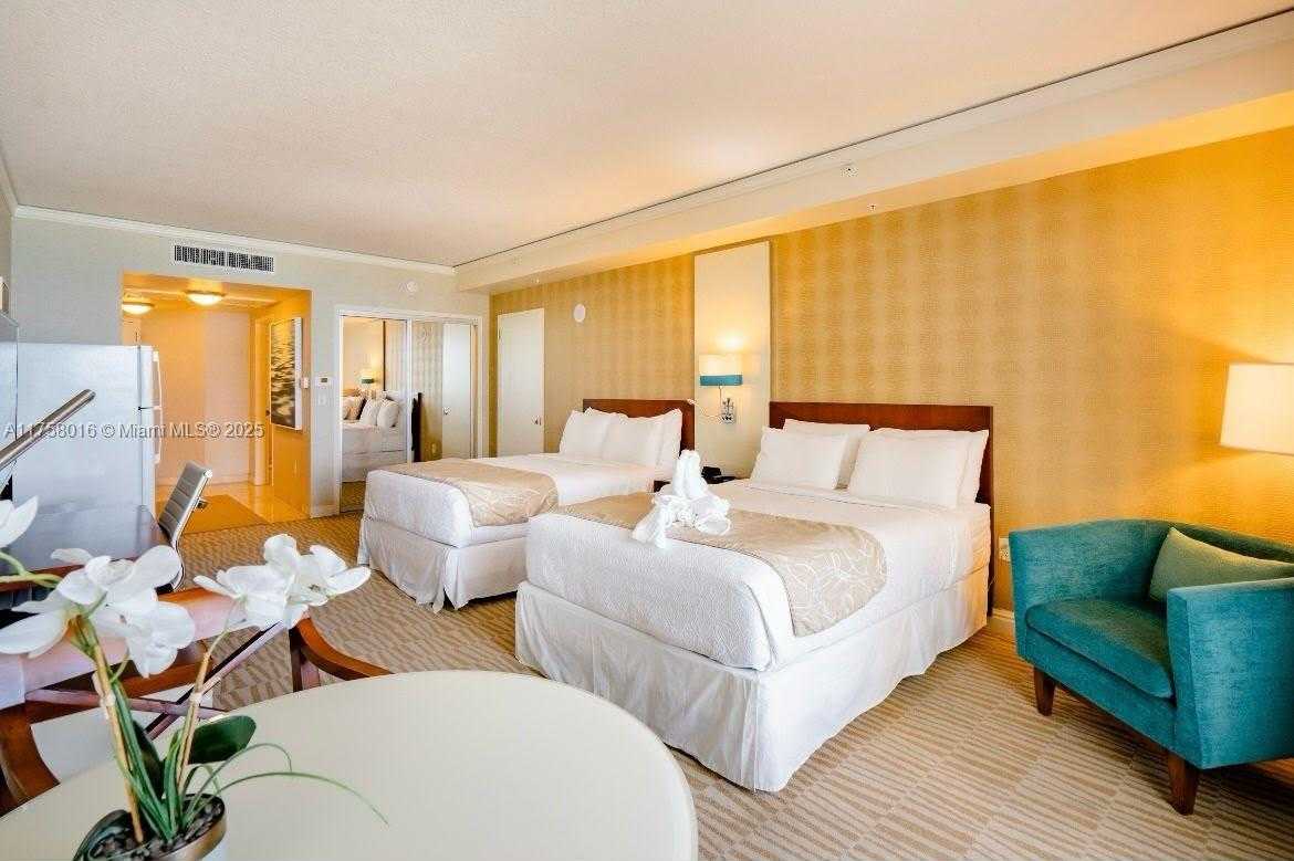 Small Image of 18001 COLLINS AVE #512, Sunny Isles Beach Number 3