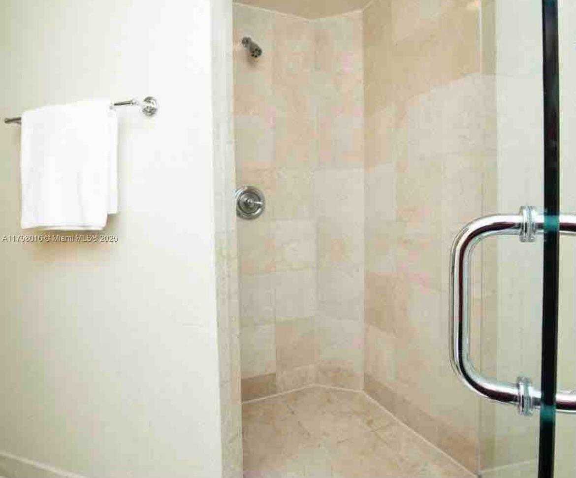 Small Image of 18001 COLLINS AVE #512, Sunny Isles Beach Number 9