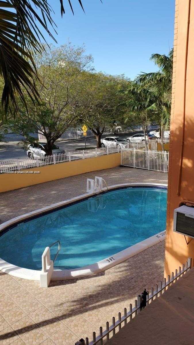 Small Image of 1851 #C2, North Miami Beach Number 5