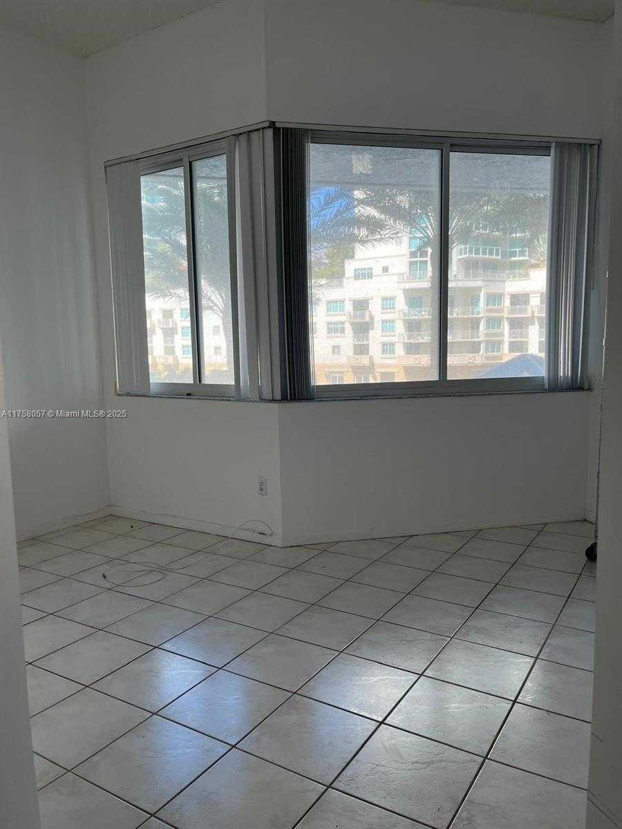 Small Image of 16400 COLLINS AVE #C21, Sunny Isles Beach Number 11