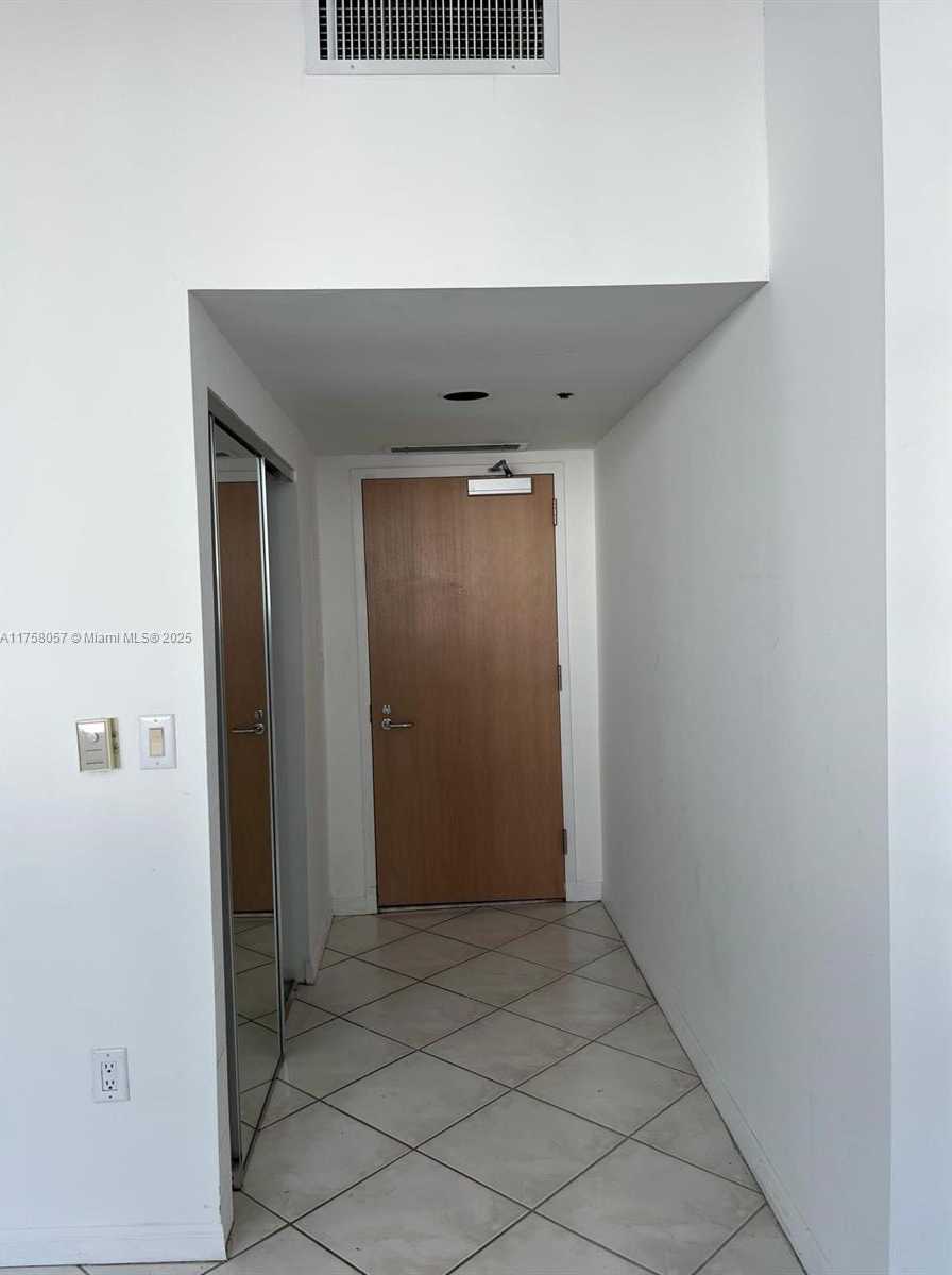 Small Image of 16400 COLLINS AVE #C21, Sunny Isles Beach Number 2