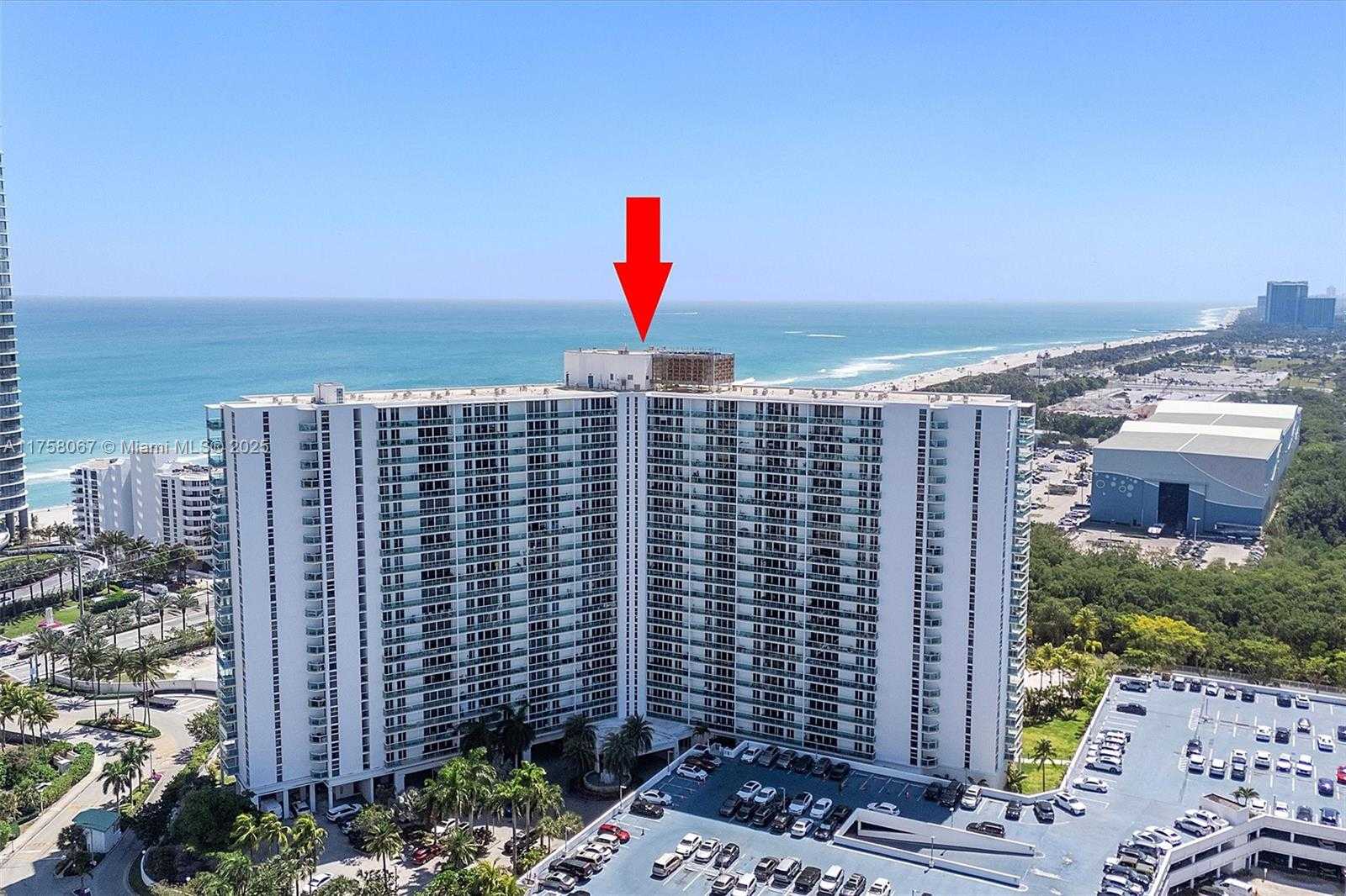 Small Image of 100 BAYVIEW DR #2128, Sunny Isles Beach Number 24