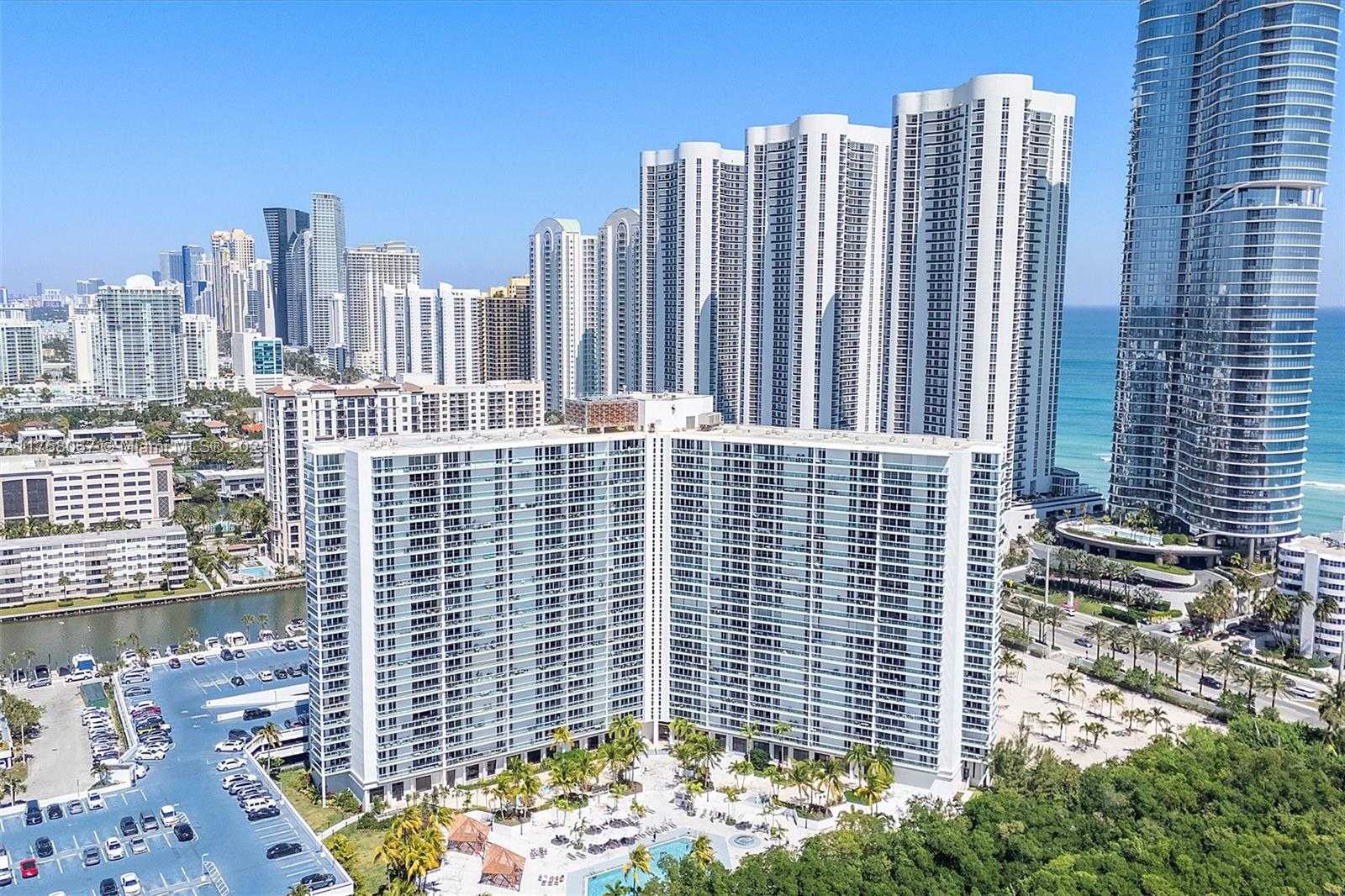 Small Image of 100 BAYVIEW DR #2128, Sunny Isles Beach Number 28