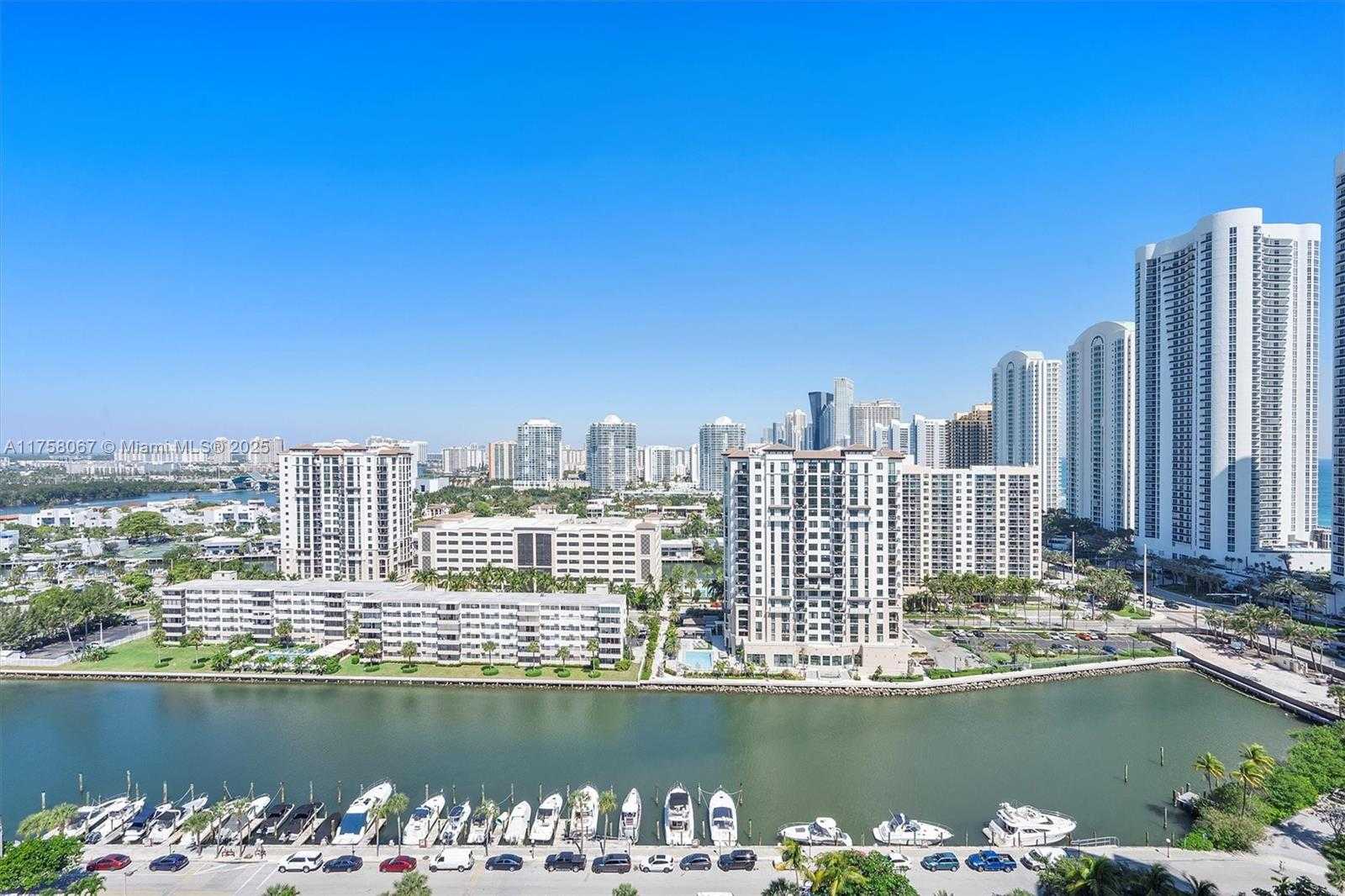 Small Image of 100 BAYVIEW DR #2128, Sunny Isles Beach Number 3