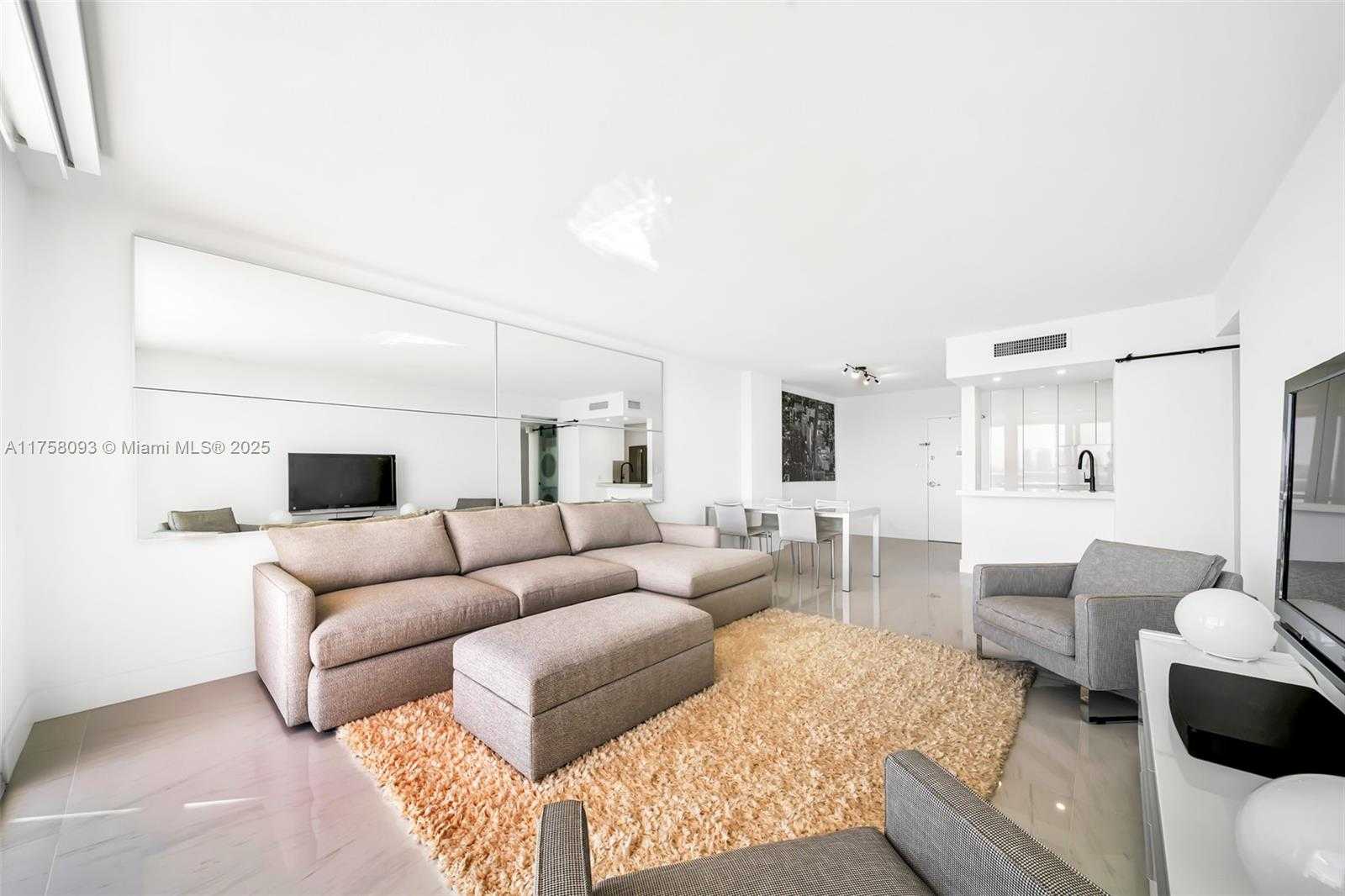 Small Image of 1000 WEST AVE #1416, Miami Beach Number 14