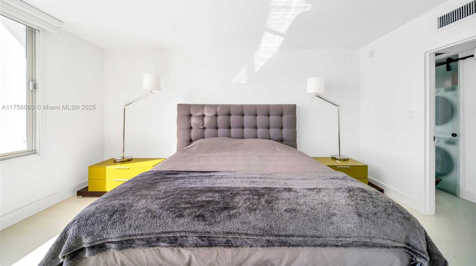 Small Image of 1000 WEST AVE #1416, Miami Beach Number 23