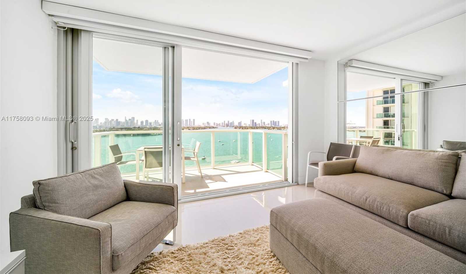 Small Image of 1000 WEST AVE #1416, Miami Beach Number 8