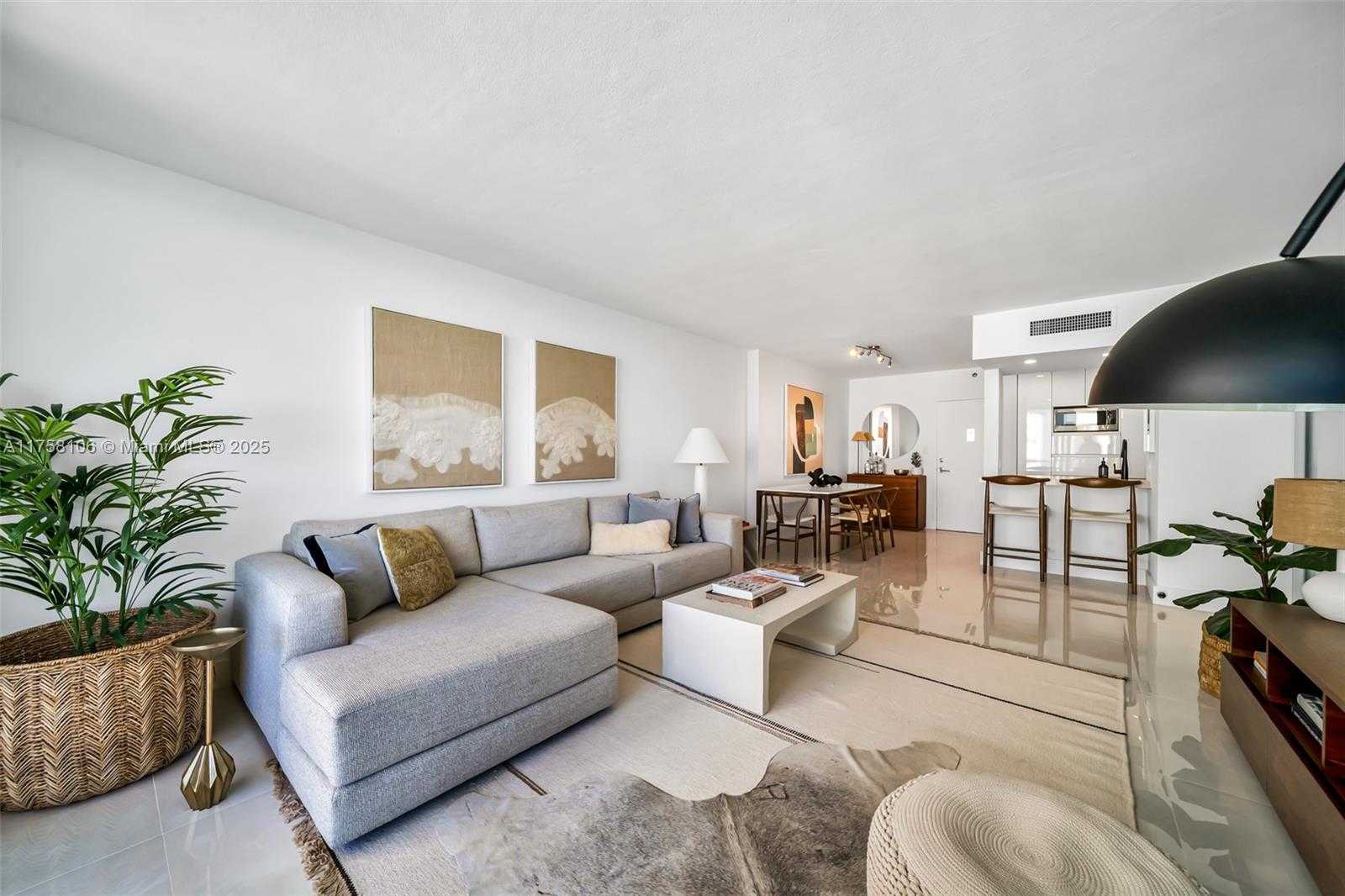 Small Image of 1000 WEST AVE #1523, Miami Beach Number 8