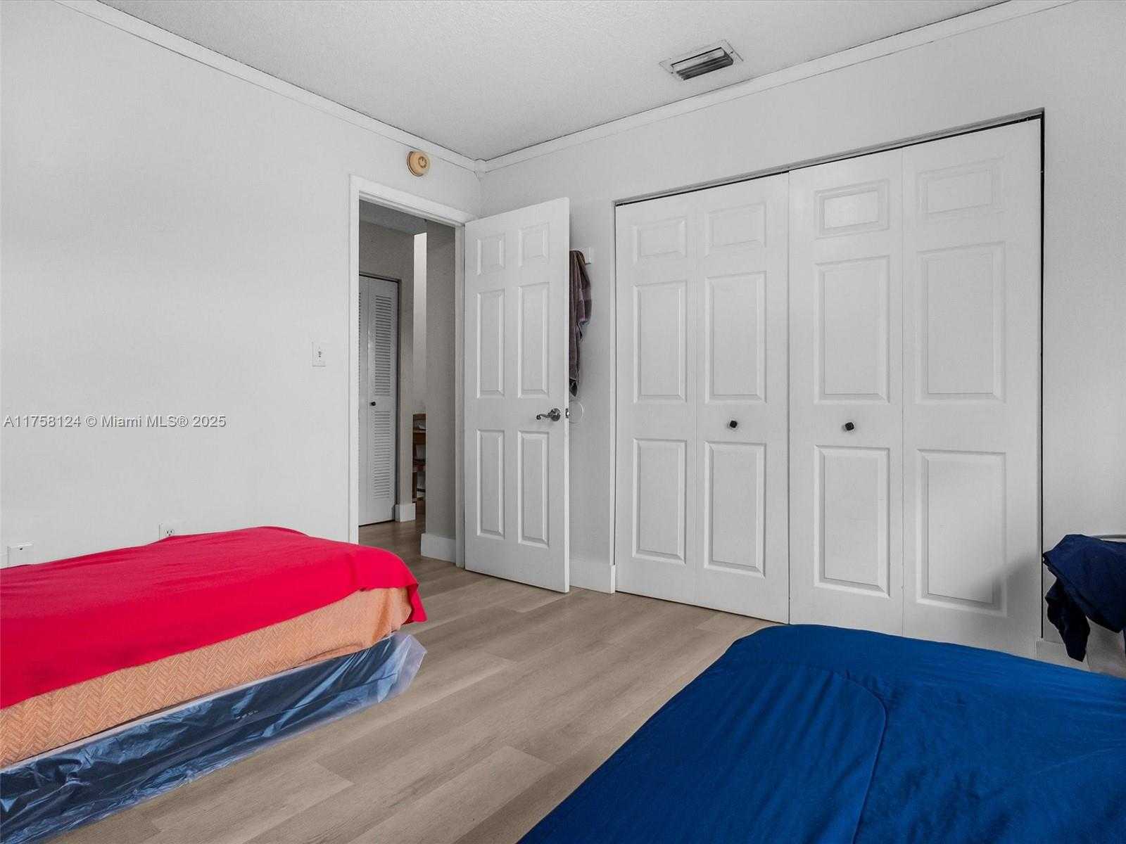 Small Image of 3375 WEST 76TH ST #211, Hialeah Number 28