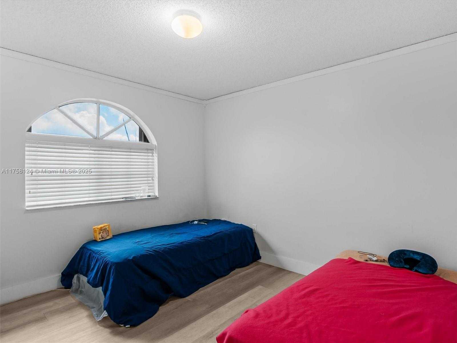Small Image of 3375 WEST 76TH ST #211, Hialeah Number 29