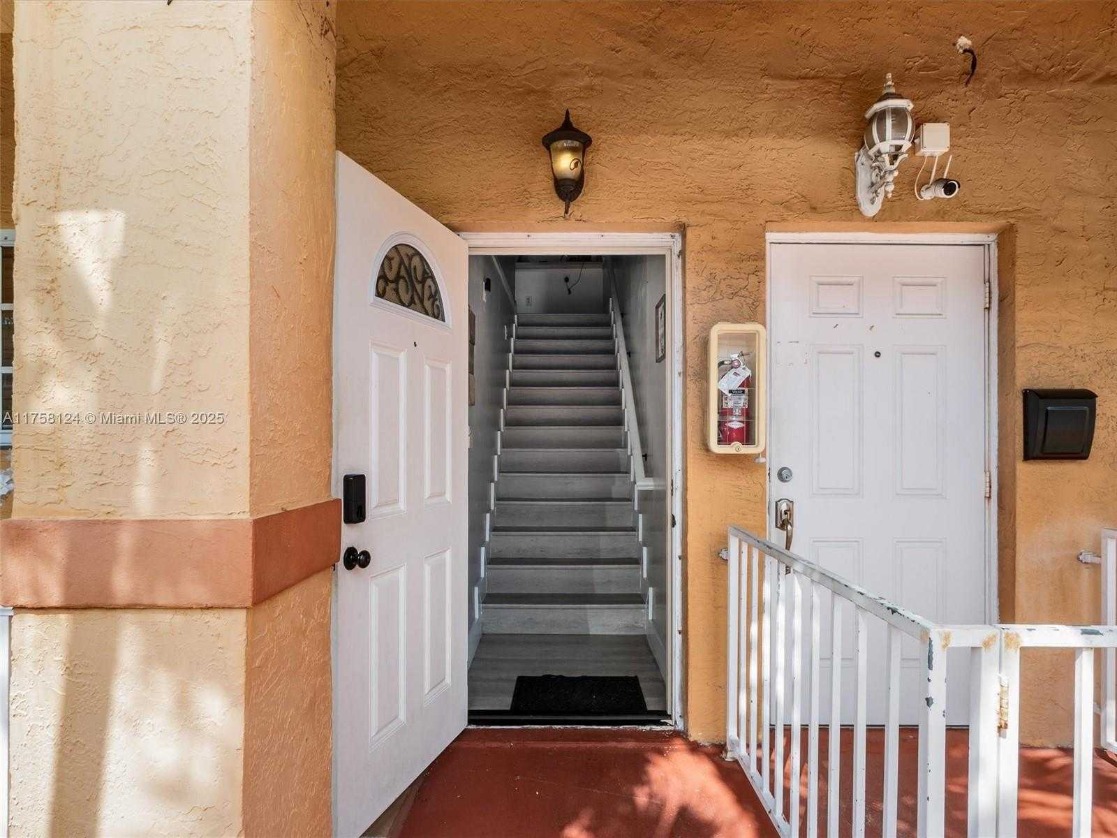 Small Image of 3375 WEST 76TH ST #211, Hialeah Number 38