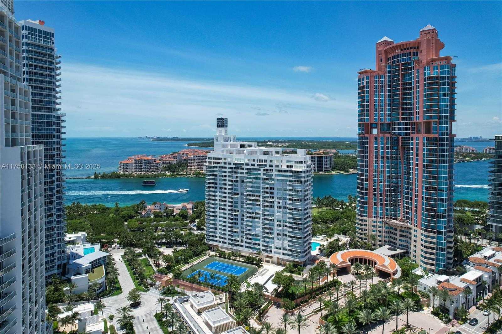 Small Image of 400 SOUTH POINTE DR #906, Miami Beach Number 30