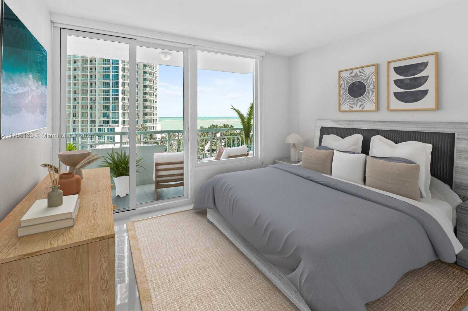 Small Image of 400 SOUTH POINTE DR #906, Miami Beach Number 9