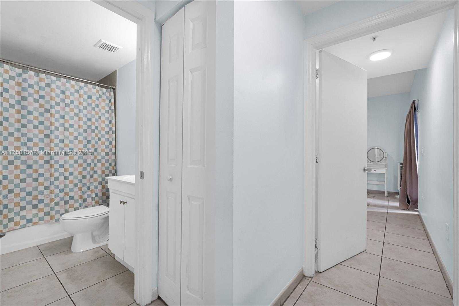 Small Image of 7340 NORTH WEST 114TH AVE #107, Doral Number 46