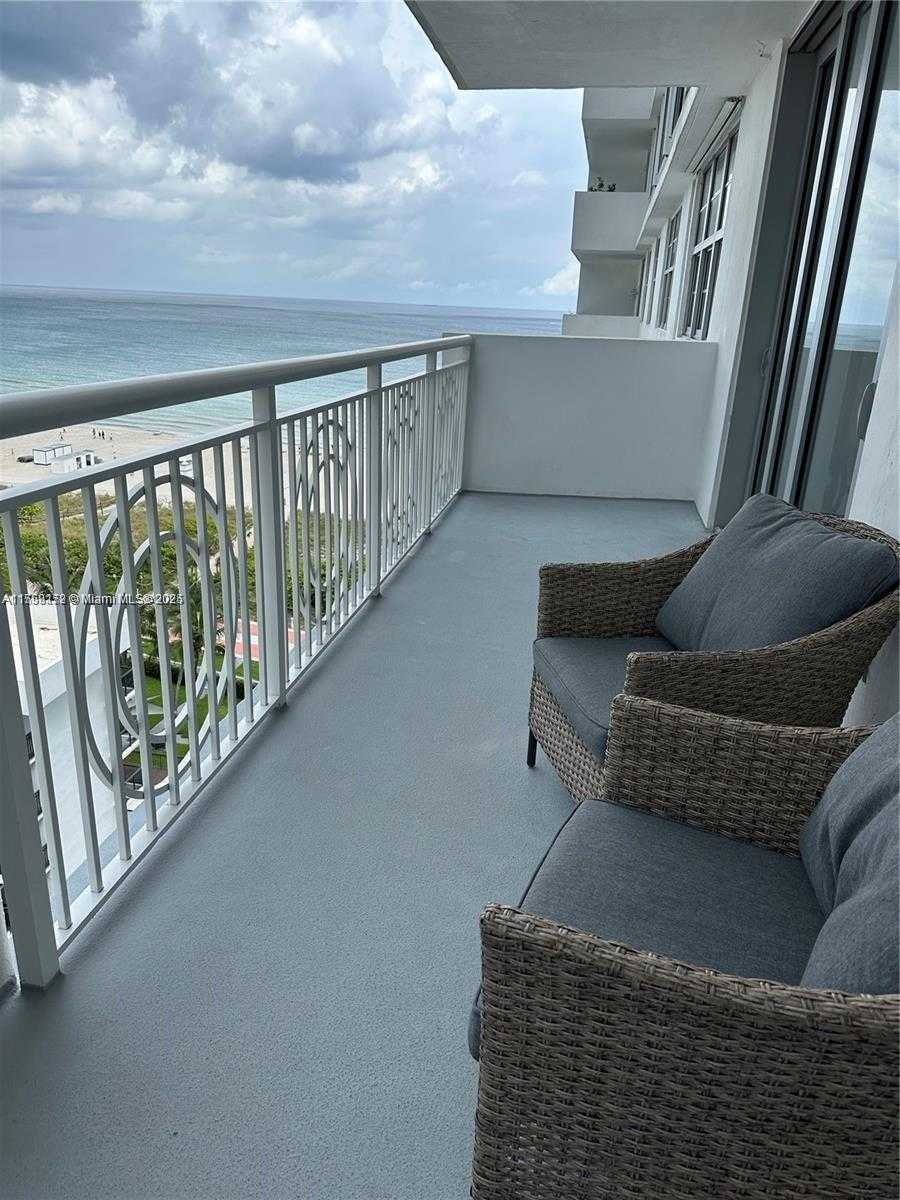 Small Image of 5825 #11E, Miami Beach Number 11