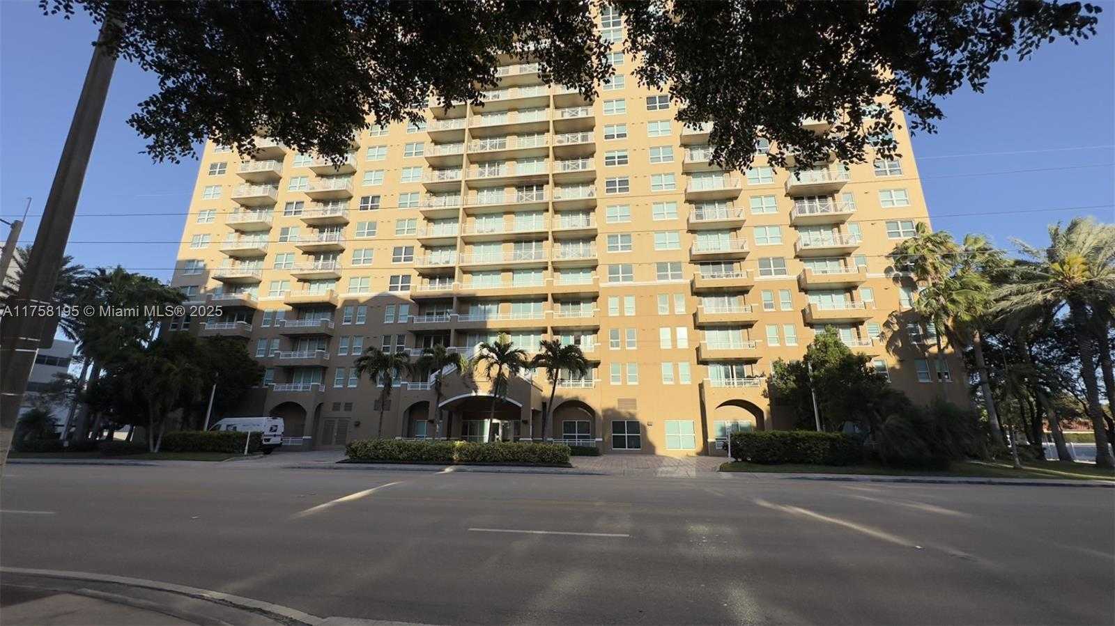 Small Image of 2665 SOUTH WEST 37TH AVE #612, Miami Number 2