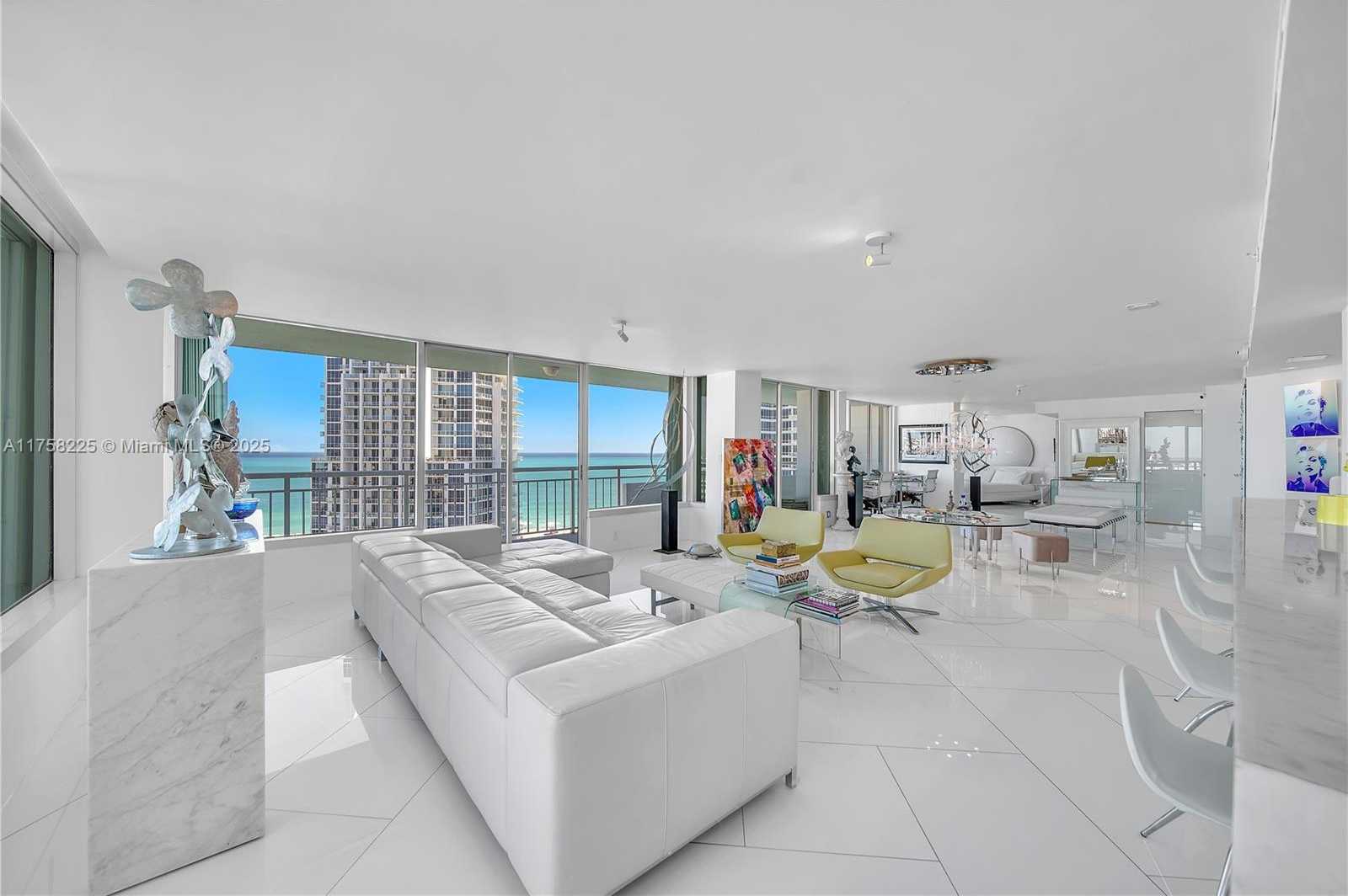 Small Image of 400 SOUTH POINTE DR #2310, Miami Beach Number 12
