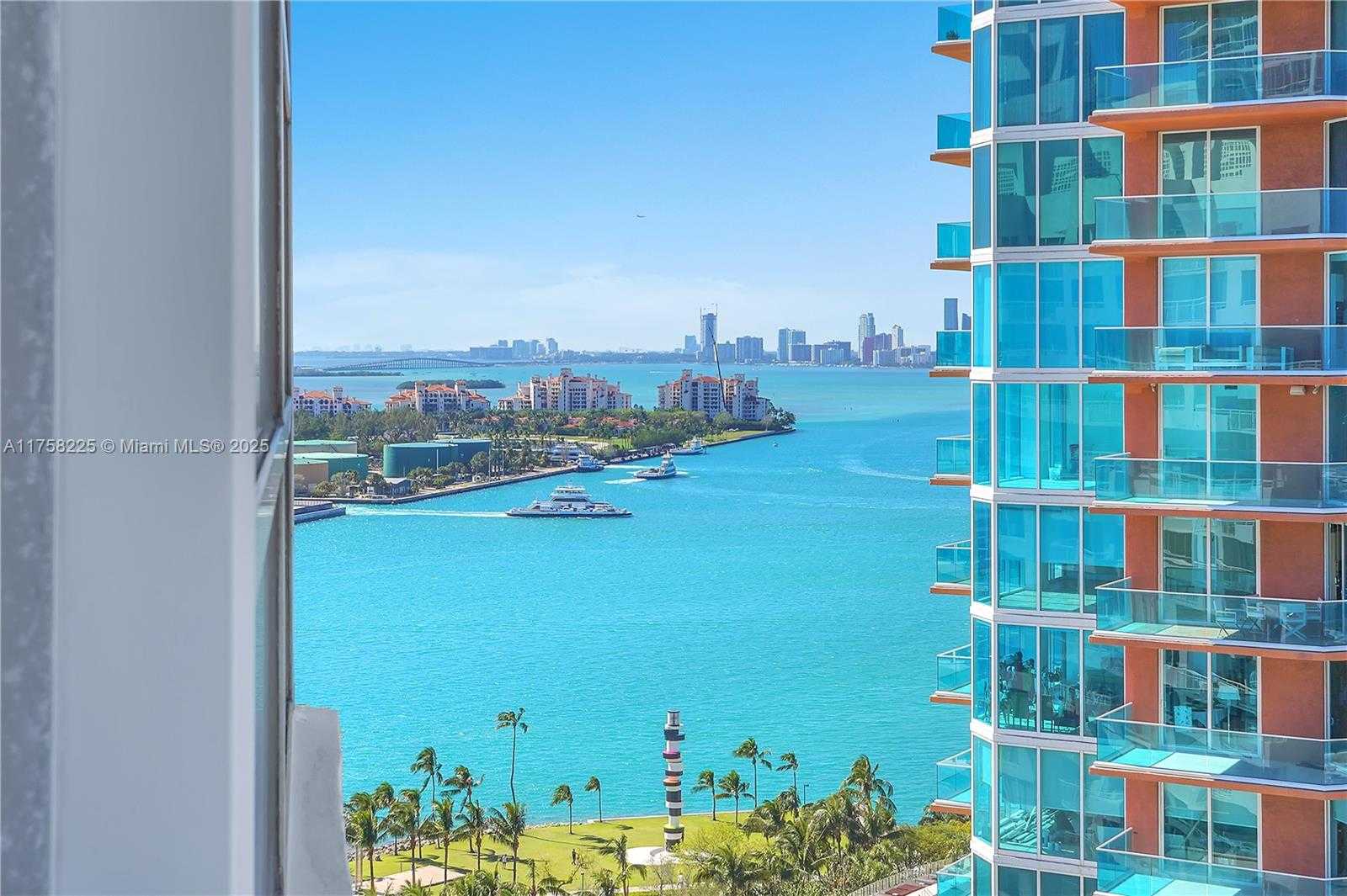 Small Image of 400 SOUTH POINTE DR #2310, Miami Beach Number 13