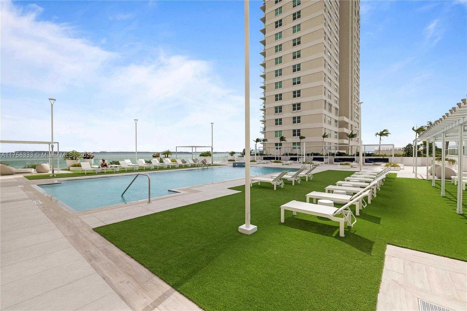 Small Image of 770 CLAUGHTON ISLAND DR #1912, Miami Number 29