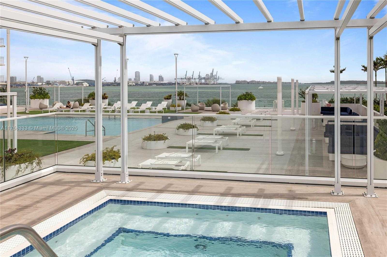 Small Image of 770 CLAUGHTON ISLAND DR #1912, Miami Number 30