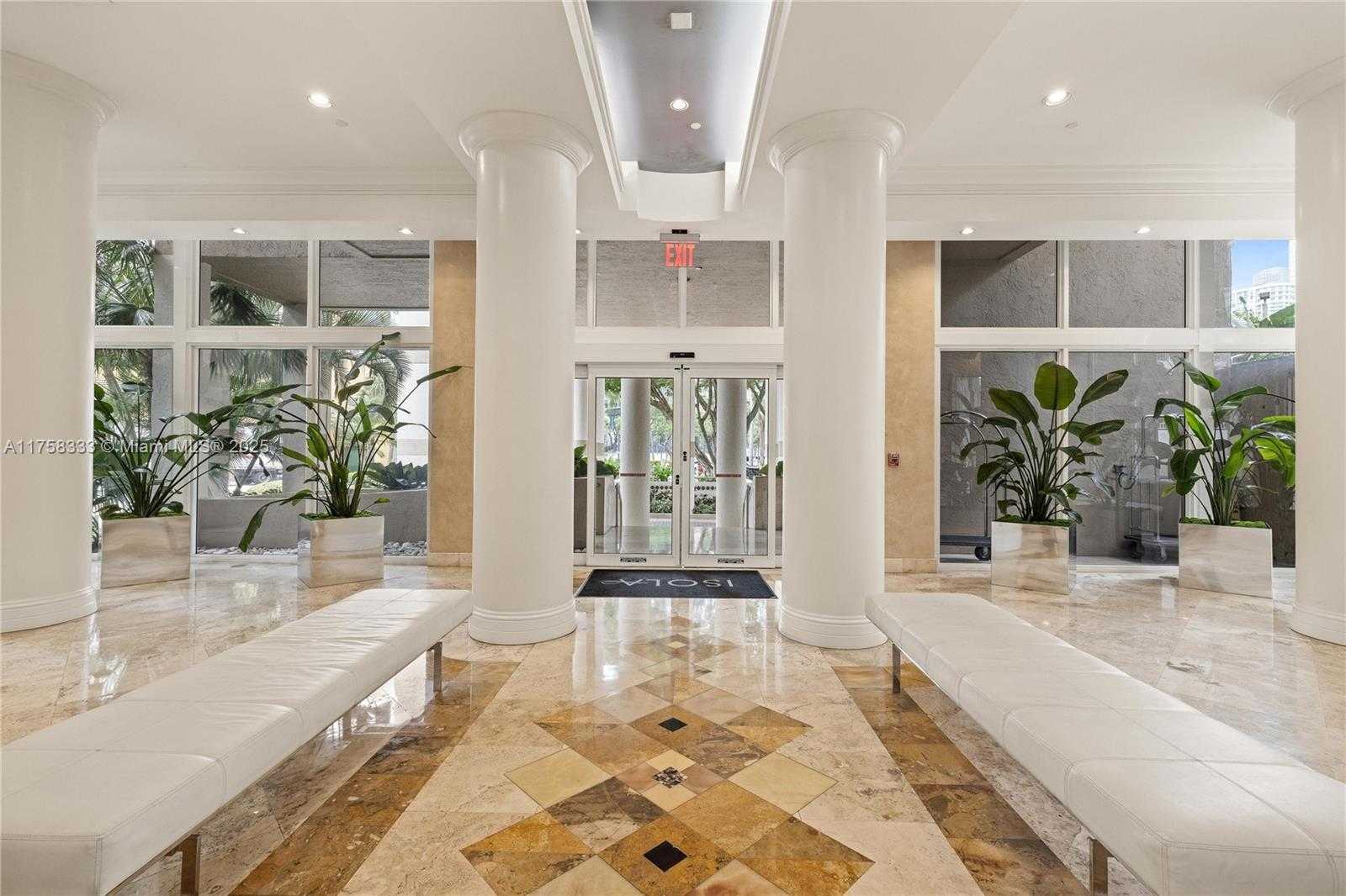Small Image of 770 CLAUGHTON ISLAND DR #1912, Miami Number 41